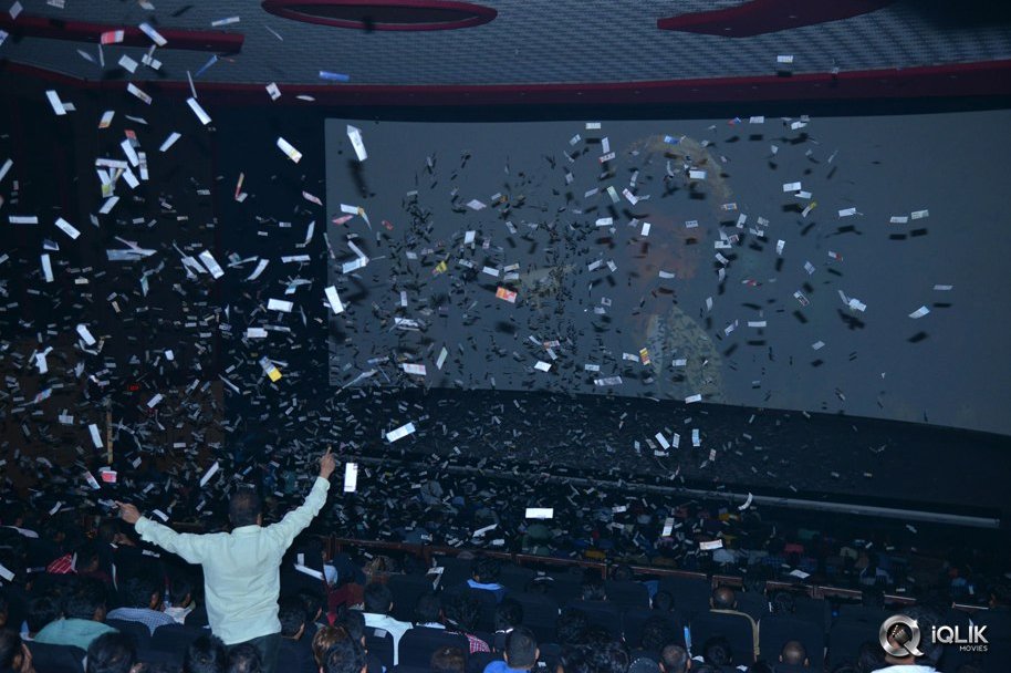 Celebs-at-Khaidi-No-150-Movie-Screening